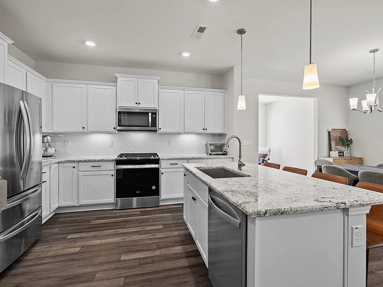 1021 Everglades Way — Photo 8