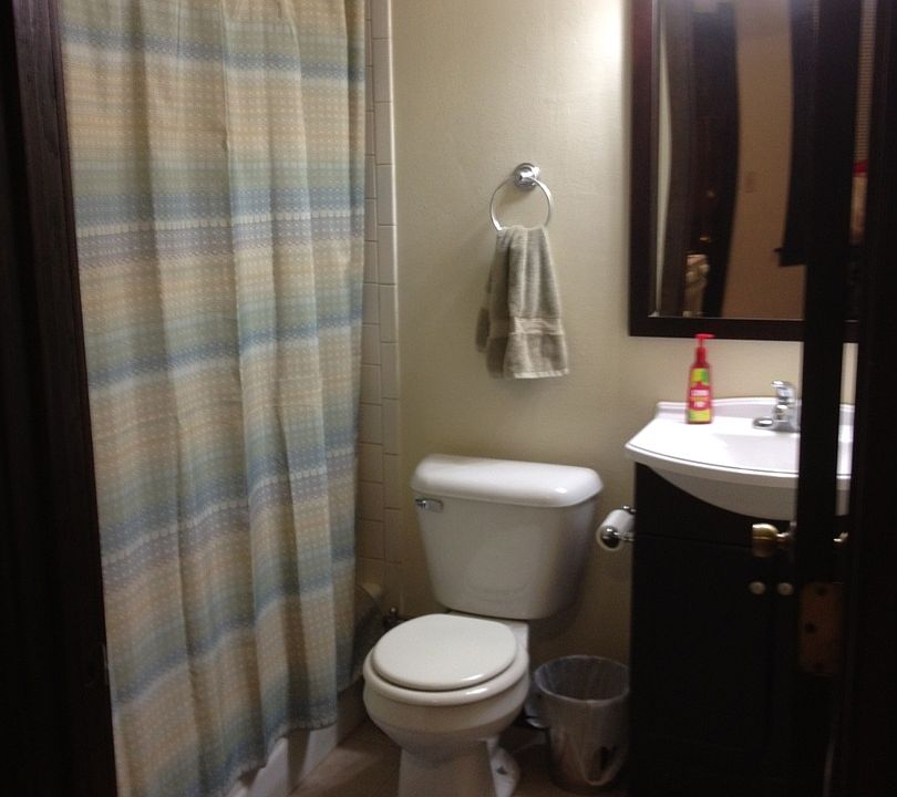 1st image of 1636 N Van Buren St APT A