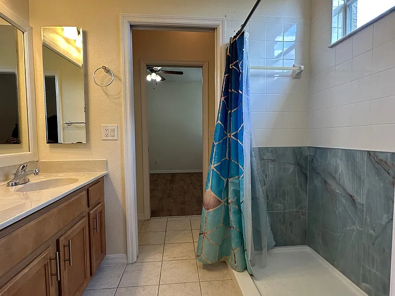 1653 Cherry Ridge Dr — Photo 25