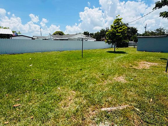 4th image of 10480 SW 181st Ter