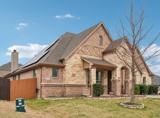 453 Lake Park Dr, Midlothian, TX 76065