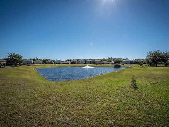 3rd image of 11105 Creek Haven Dr
