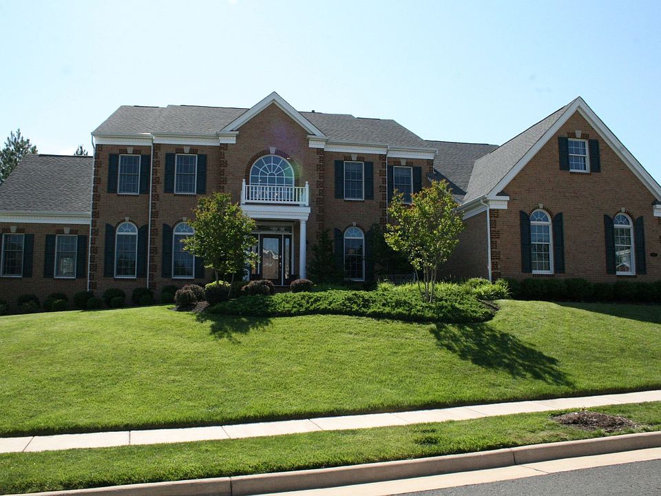 Exterior - Main