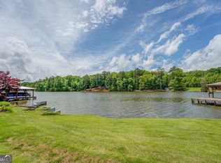 16 Waters Bridge Cir, Covington, GA 30014