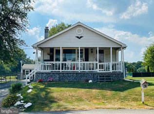 42 Nottingham Dr, Nottingham, PA 19362