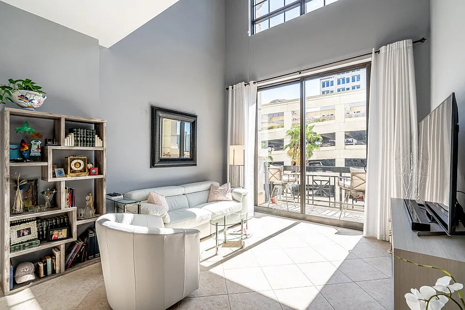 1 bed, 1.5 bath, 929 sqft, $3,000 — Photo 4