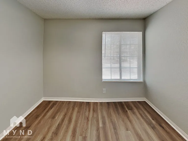 2611 Ashmoore Dr — Photo 21