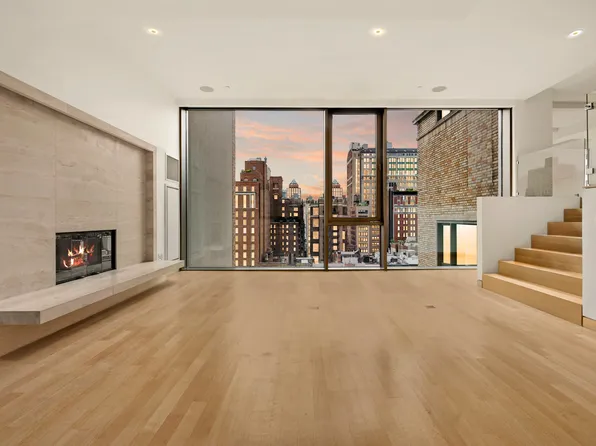 50 Gramercy Park North image 1 of 25