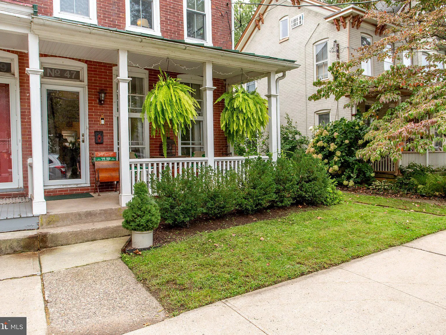 3 bed, 2.0 bath, $3,650 — Photo 3