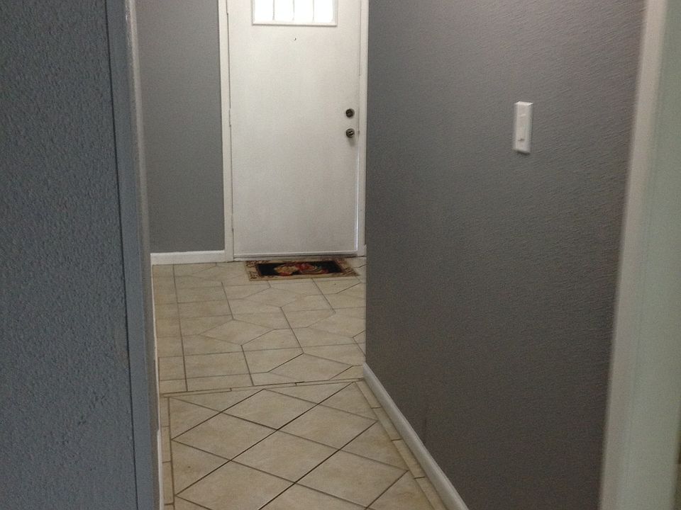 Entry way