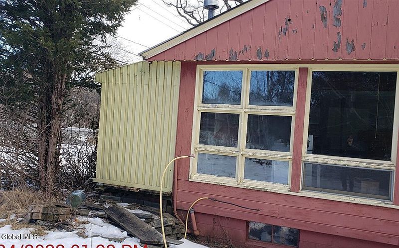 3rd image of 2961 Mariaville Road