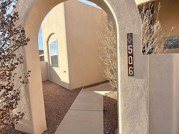 5th image of 506 Coronado Dr