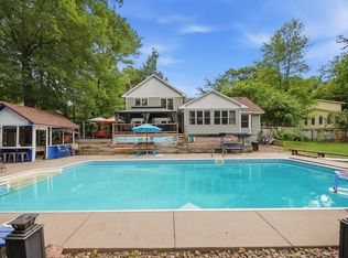 9439 Jewel Lane Ct N, Forest Lake, MN 55025