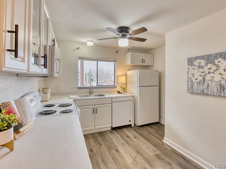 8635 Clay St #412 — Photo 7