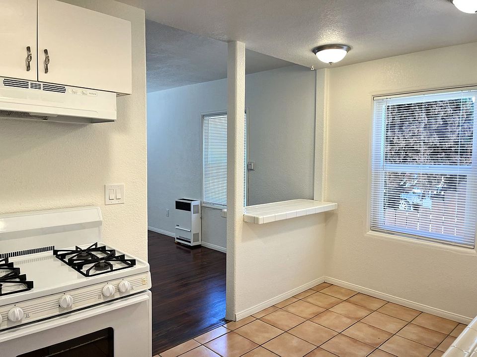 1st image of 3204 Ollie St #A