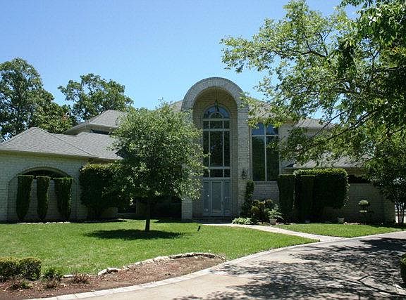 5th image of 317 Pebble Beach Dr