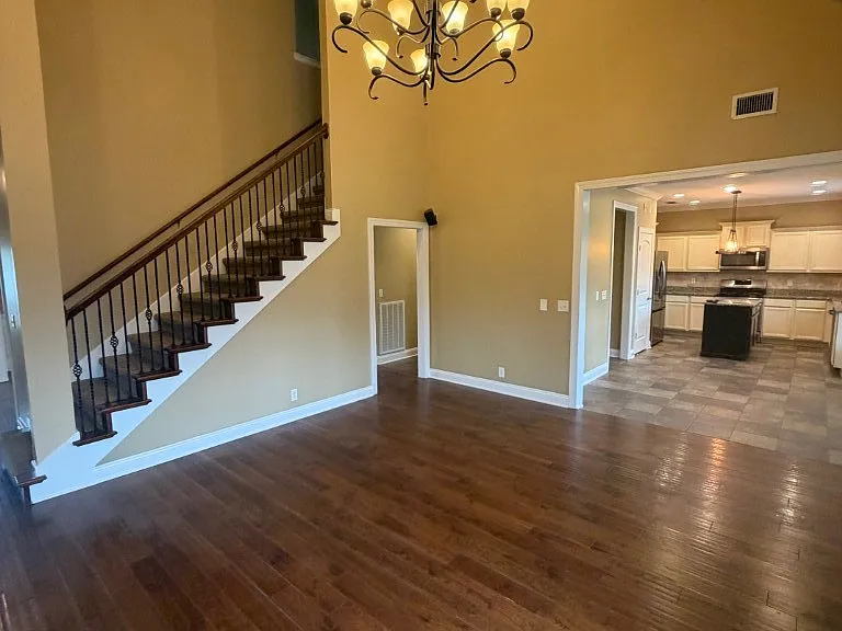 4406 Maximillion Cir — Photo 17