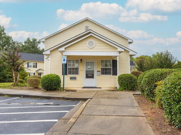 Manor Ridge, 209 S Main St APT 403, Wingate, NC 28174