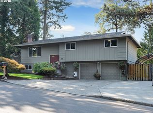 6615 Buckingham Dr, Gladstone, OR 97027