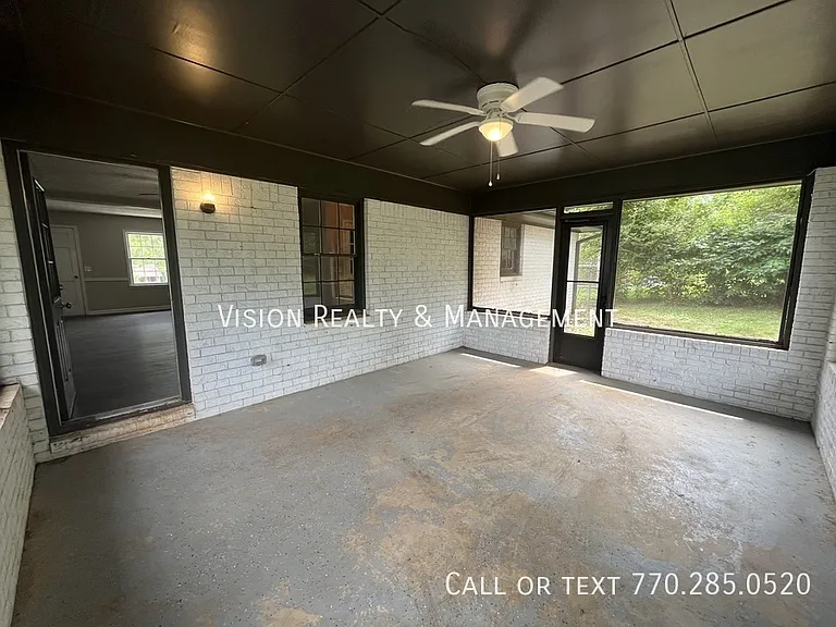 153 Carroll Cir — Photo 48