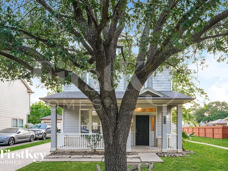 6331 Scotchwood Dr — Photo 1