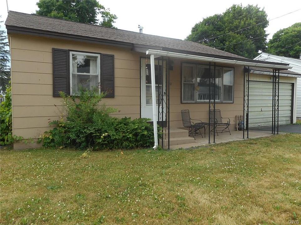 1st image of 12 Redwood Ave