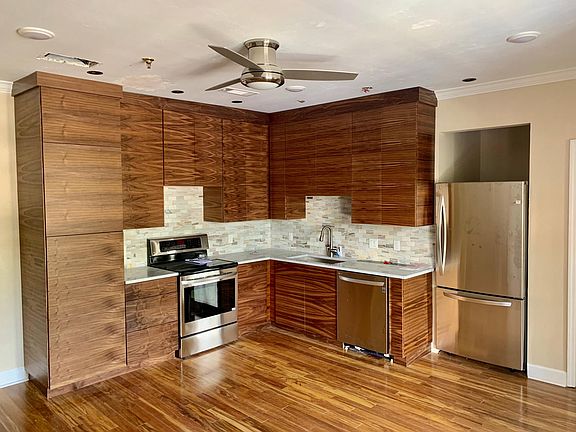 Open Kitchen