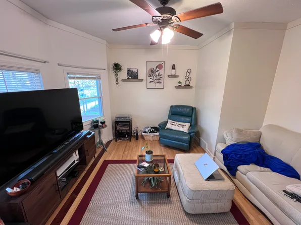 1832 W 47th St, Cleveland, OH