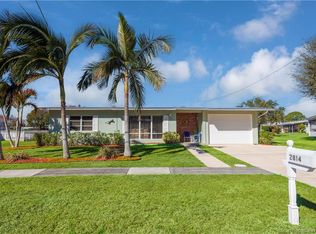 2814 SE Treasure Island Rd, Port Saint Lucie, FL 34952
