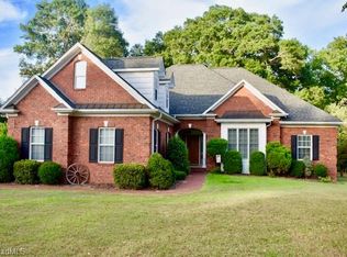 248 Plumstead Ln, Clemmons, NC 27012