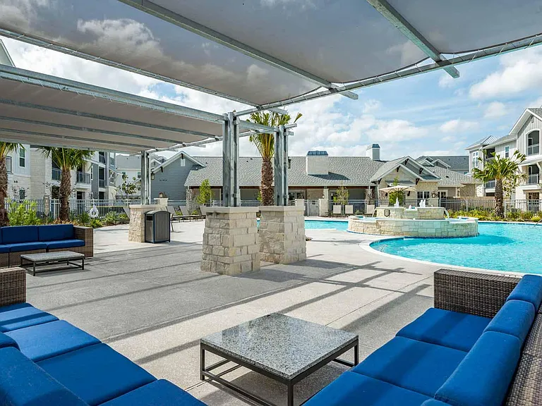 Catalon at Lago Mar I & II — Photo 30