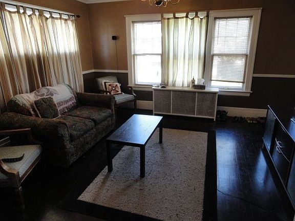 2nd image of 1146 Cleveland Heights Blvd