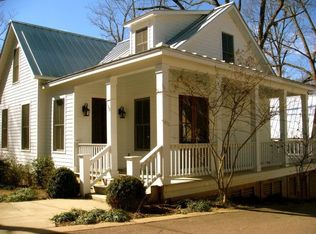 108 S 17th St, Oxford, MS 38655