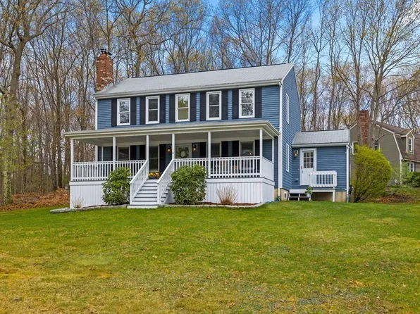 32 Wexford Dr, Mansfield, MA 02048