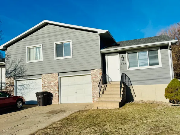 315 N 6th Ave, Hastings, NE 68901