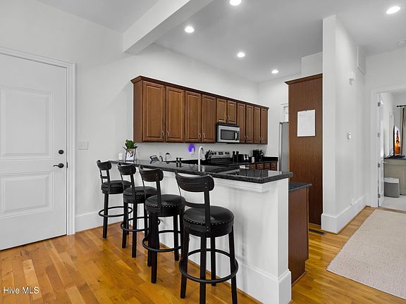 3rd image of 3112 Reunion Pointe Lane