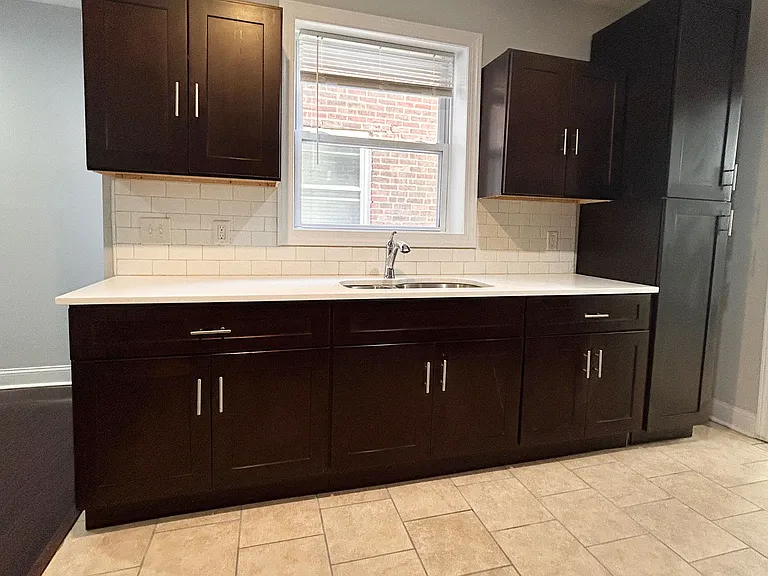 5223 Euclid St — Photo 3