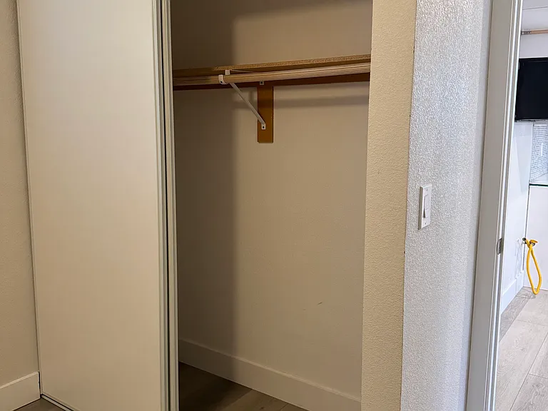 922 N Martin St #2 — Photo 5