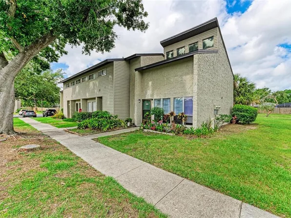 4381 Sandner Dr, Sarasota, FL 34243