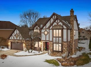 1170 Midwest Ln, Wheaton, IL 60189