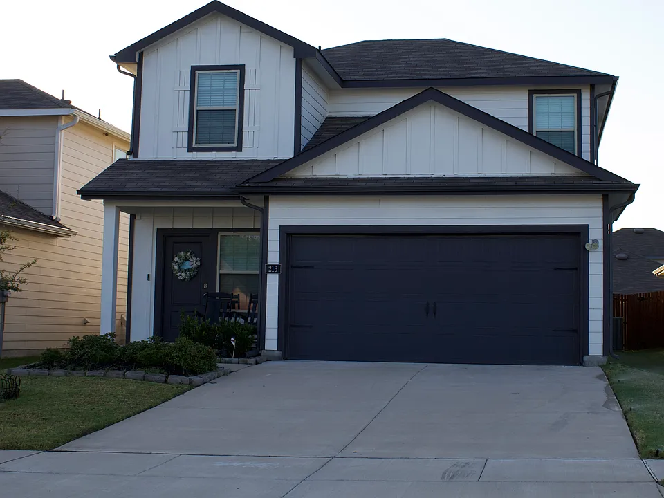 216 Vitex Dr