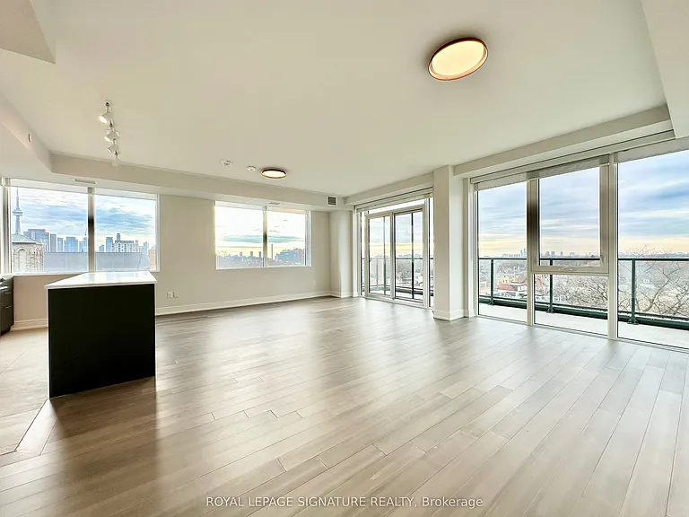664 Spadina Ave #701 — Photo 3