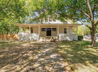 906 Prairie Ave, Cleburne, TX 76033