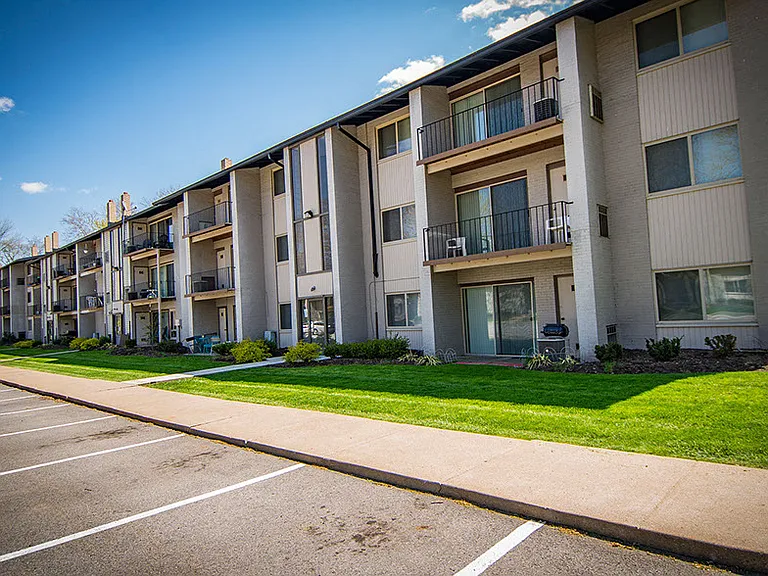 Crane Village Apartments Off Street Parking