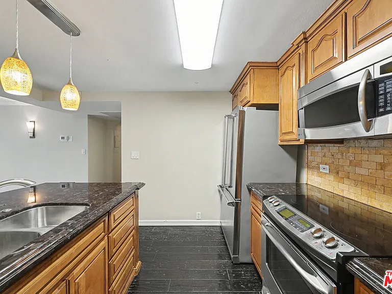 10535 Wilshire Blvd #510 — Photo 7