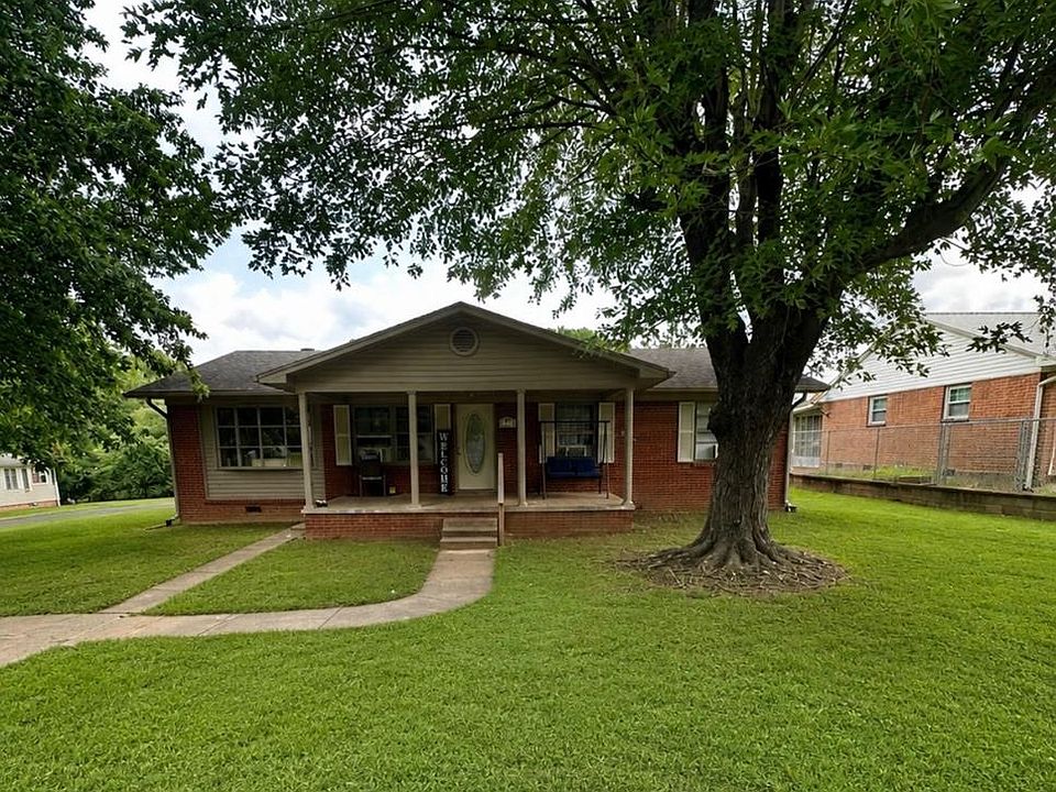 1st image of 1537 Corum Dr