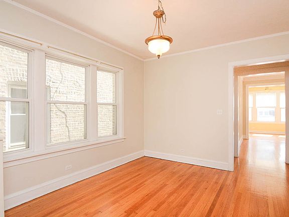 5th image of 4848 N Washtenaw Ave #1