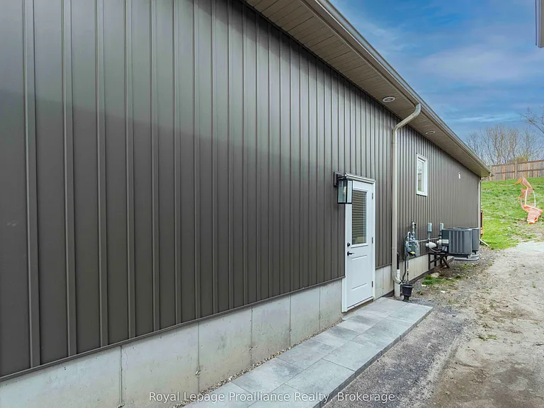 31B Schmidt Way — Photo 13