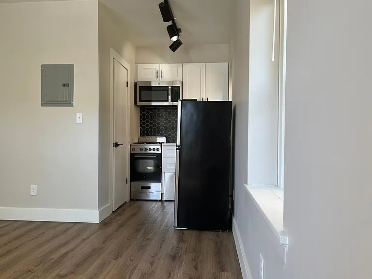 The Dempsey — Photo 7
