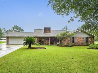39344 McCahill Ln, Ponchatoula, LA 70454